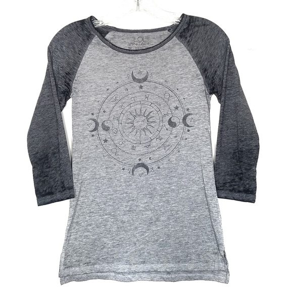 L.O.L. Vintage Tops - L.O.L Vintage | 3/4 sleeve zodiac graphic t-shirt